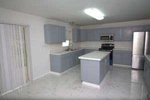 featured image of Thomasdale Ave