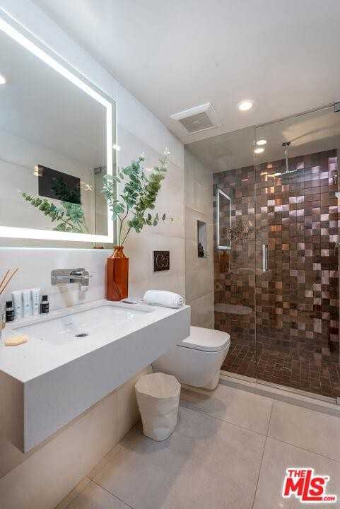 4338 Gayle Dr - Photo 2 of 8