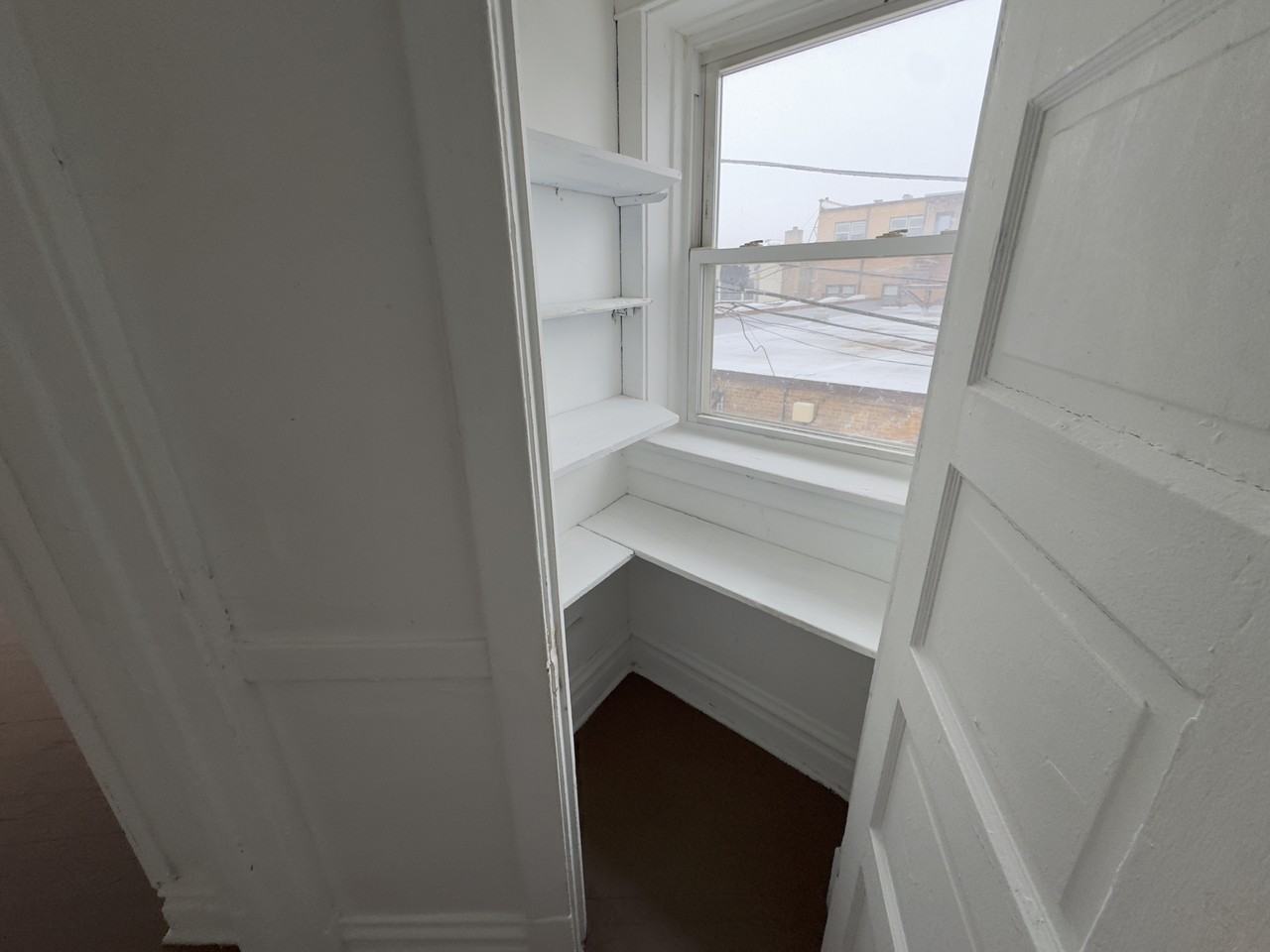 3860 N Saint Louis Ave #2R - Photo 6 of 7