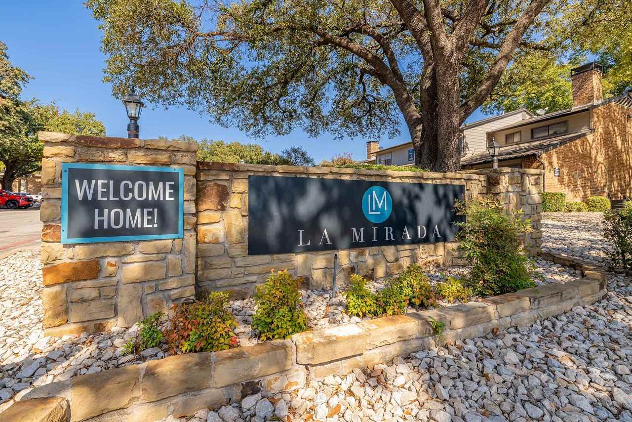 La Mirada - Photo 5 of 50