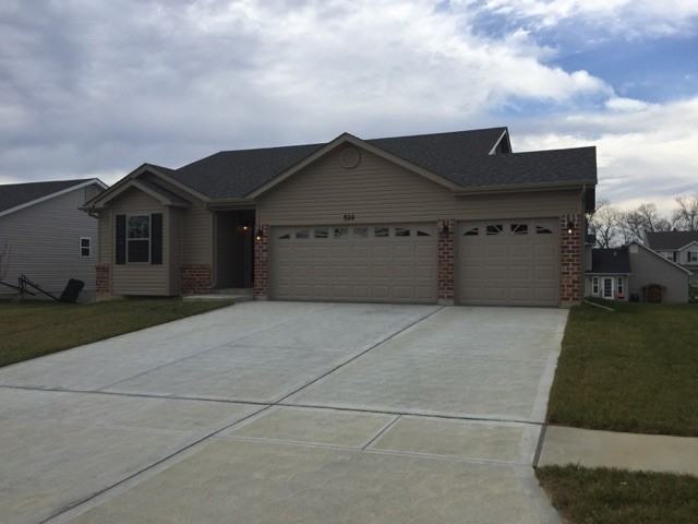 514 Sceptre Road - Photo 3 of 60