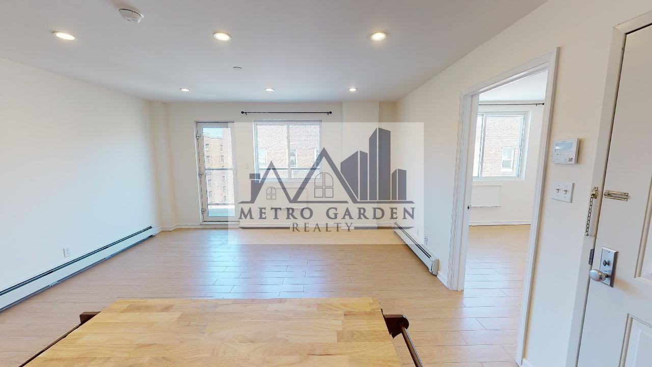 67-19 Austin Street #4C - Photo 4 of 31