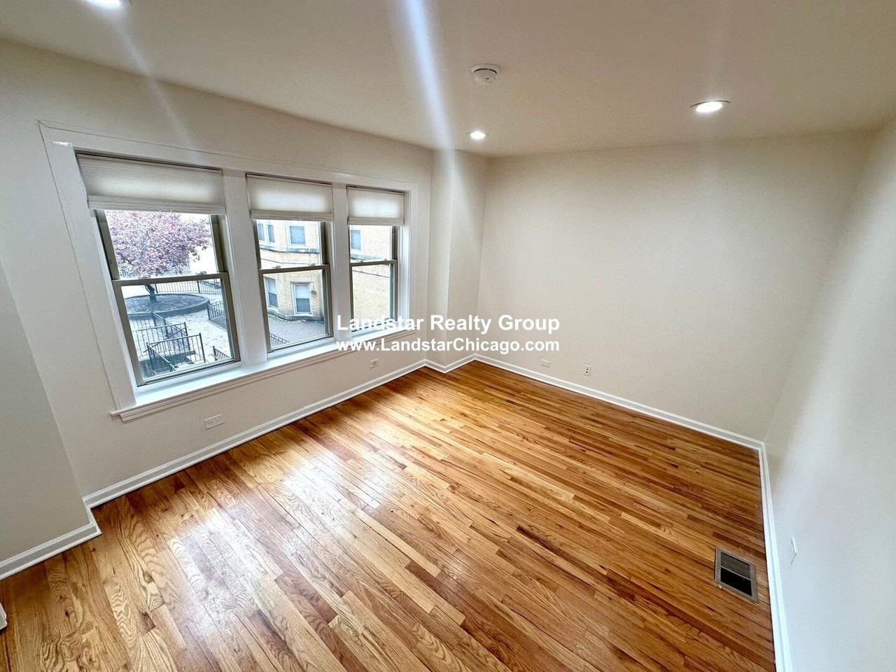 1750 W North Shore Ave #1 - Photo 5 of 21