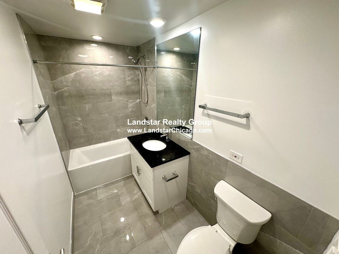 1750 W North Shore Ave #1 - Photo 3 of 21