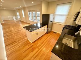 featured image of 1750 W North Shore Ave #1
