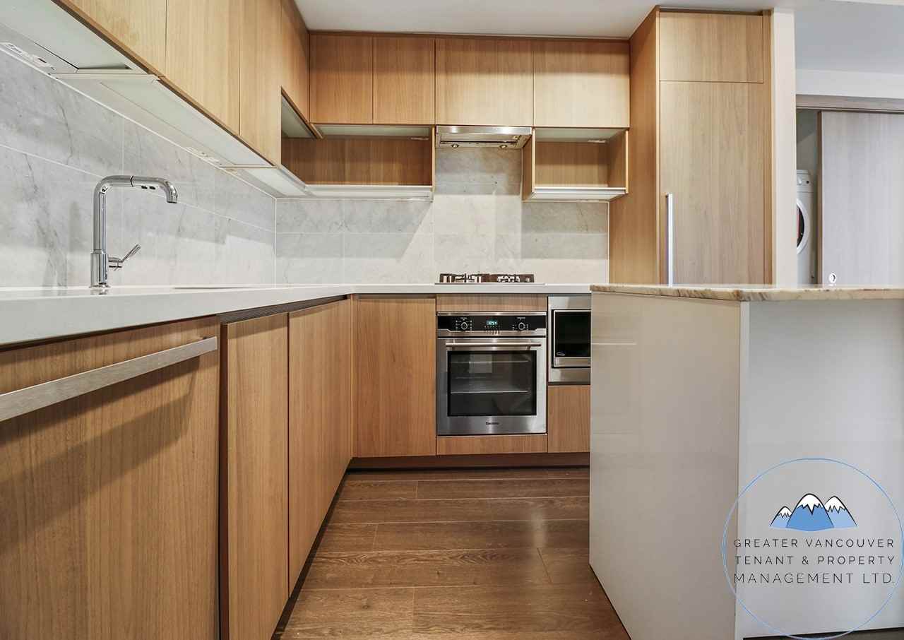 38 Smithe Street - Photo 3 of 18