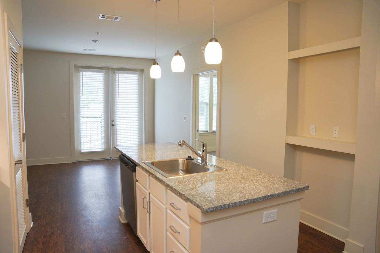 Orleans Station Apartments - Photo 3 of 50