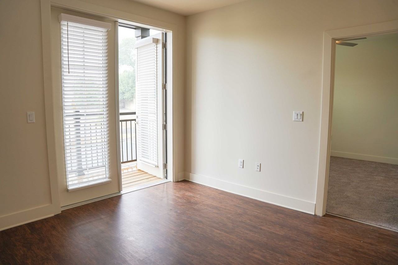 Orleans Station Apartments - Photo 6 of 50