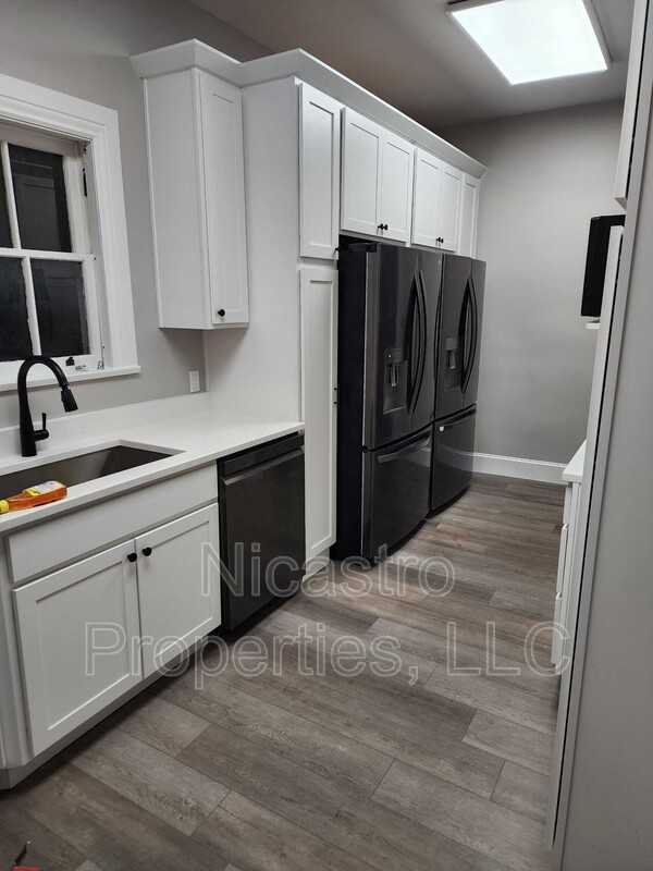 226 East 16th Avenue #REAR - Photo 6 of 40