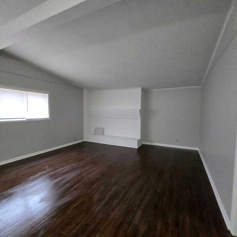 1504 Hester Rd - Photo 2 of 10