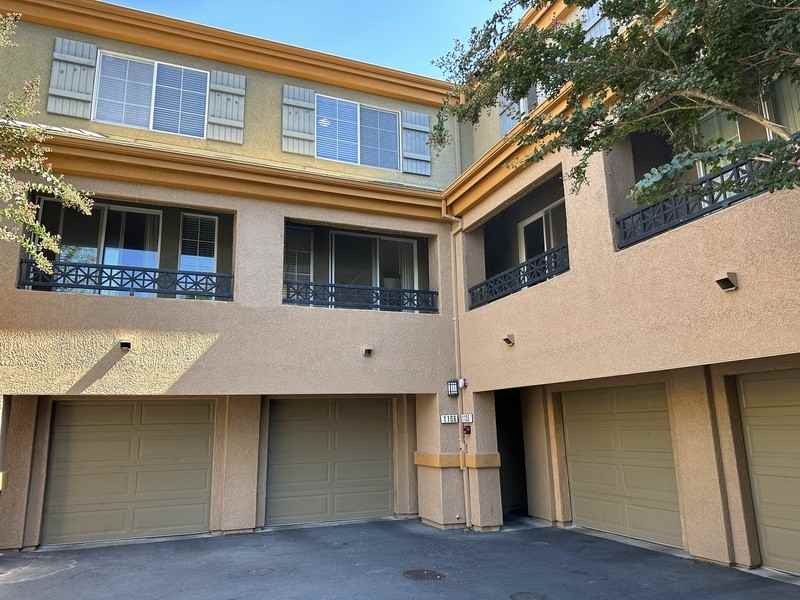 2001 Club Center Dr #1106