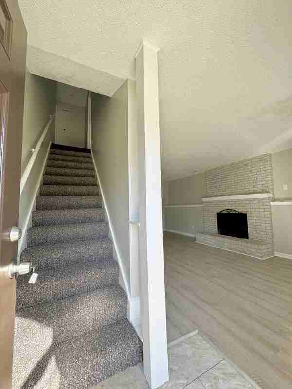 14104 Merrywood Ln - Photo 3 of 17