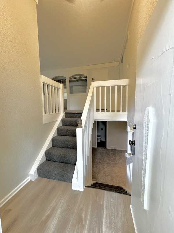 2800 N 81st Ter - Photo 3 of 17