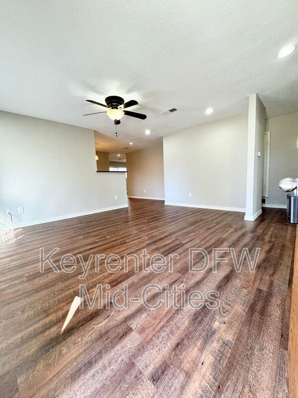 2909 Sun Valley St - Photo 2 of 19