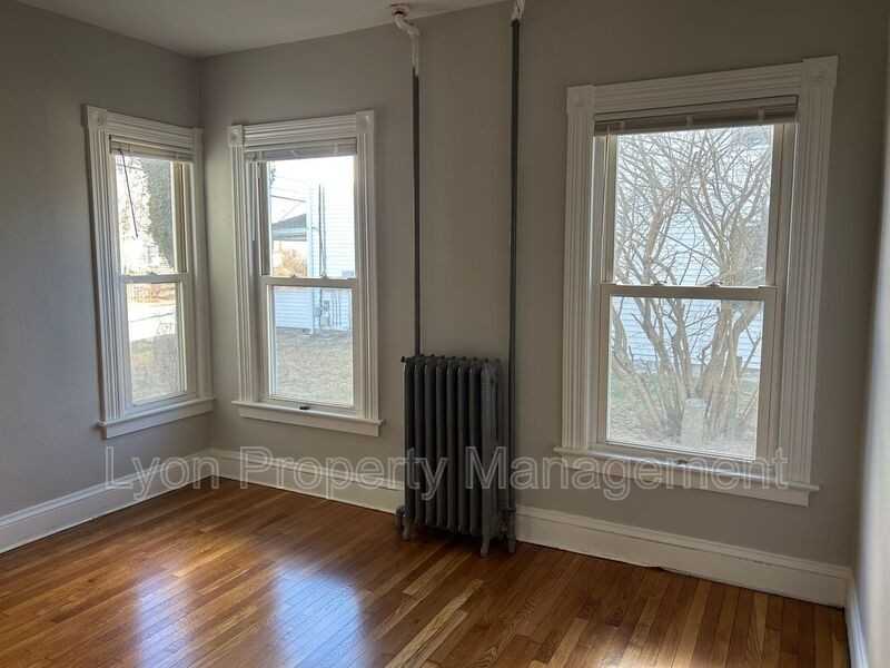 16 West St #1 - Photo 4 of 7