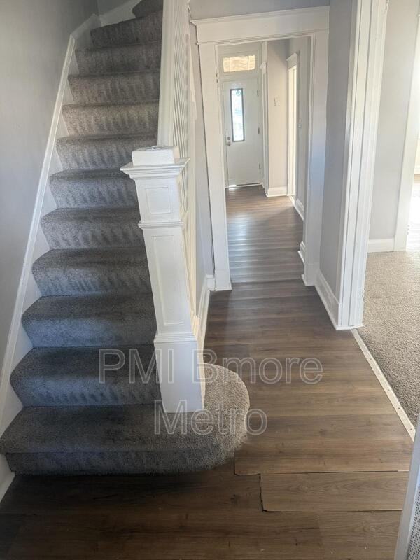 3225 Normount Ave - Photo 2 of 16