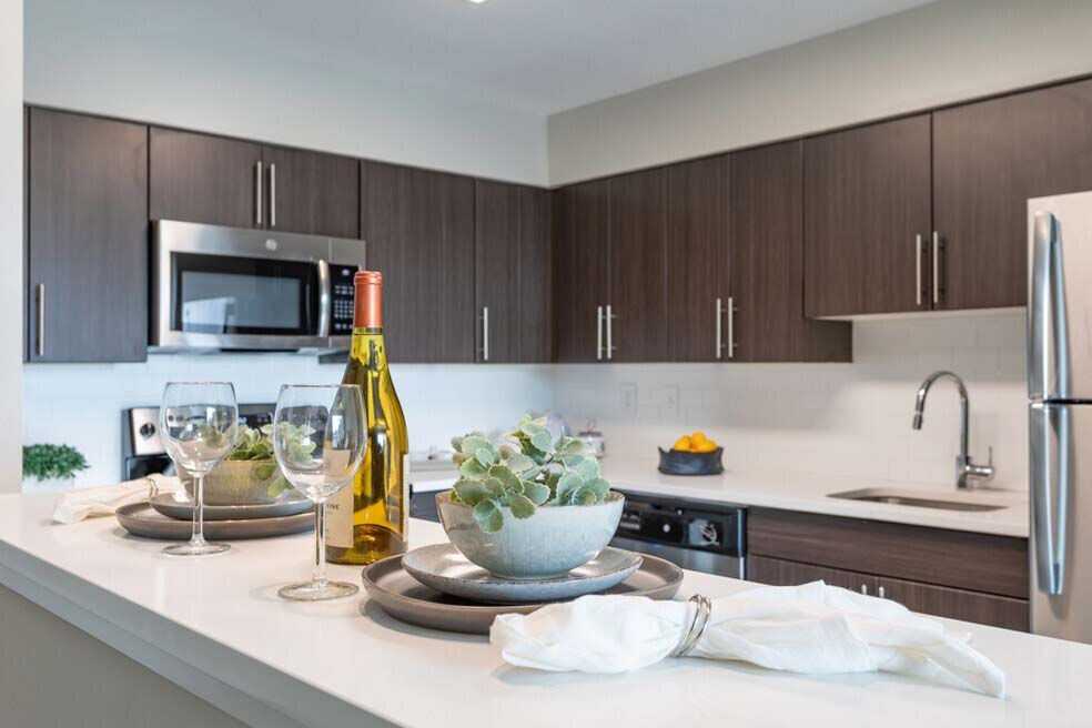 Whitney Apartments - Photo 3 of 39