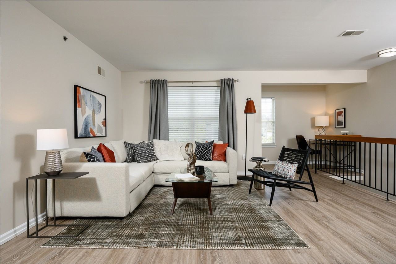 Exeter Village Apartments - Photo 6 of 41