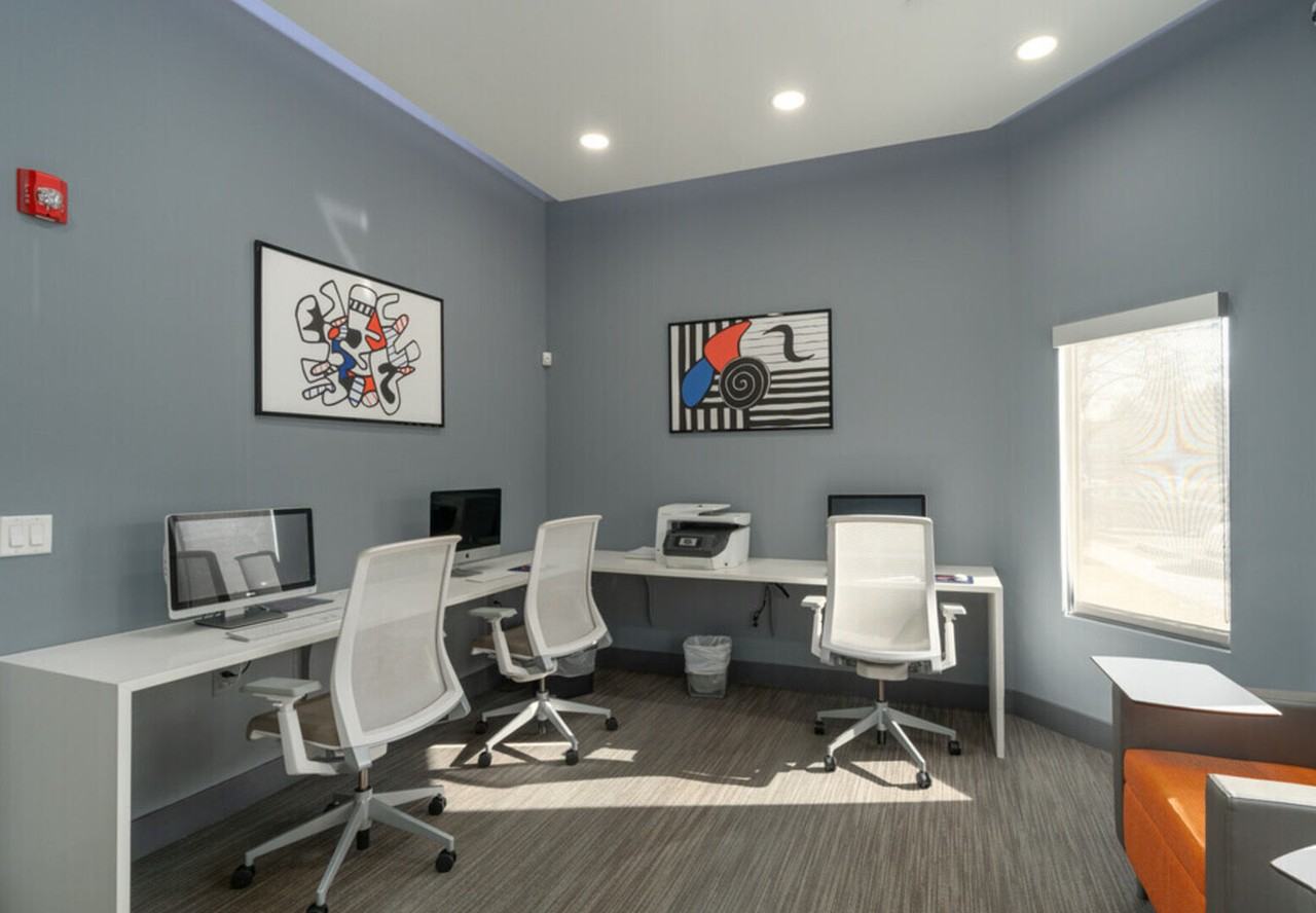 Sophias Place West - Photo 2 of 36