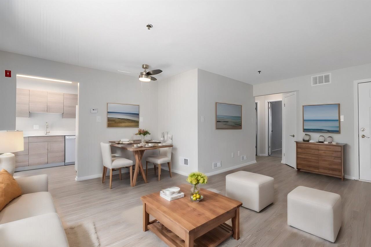 Sophias Place East - Photo 5 of 35