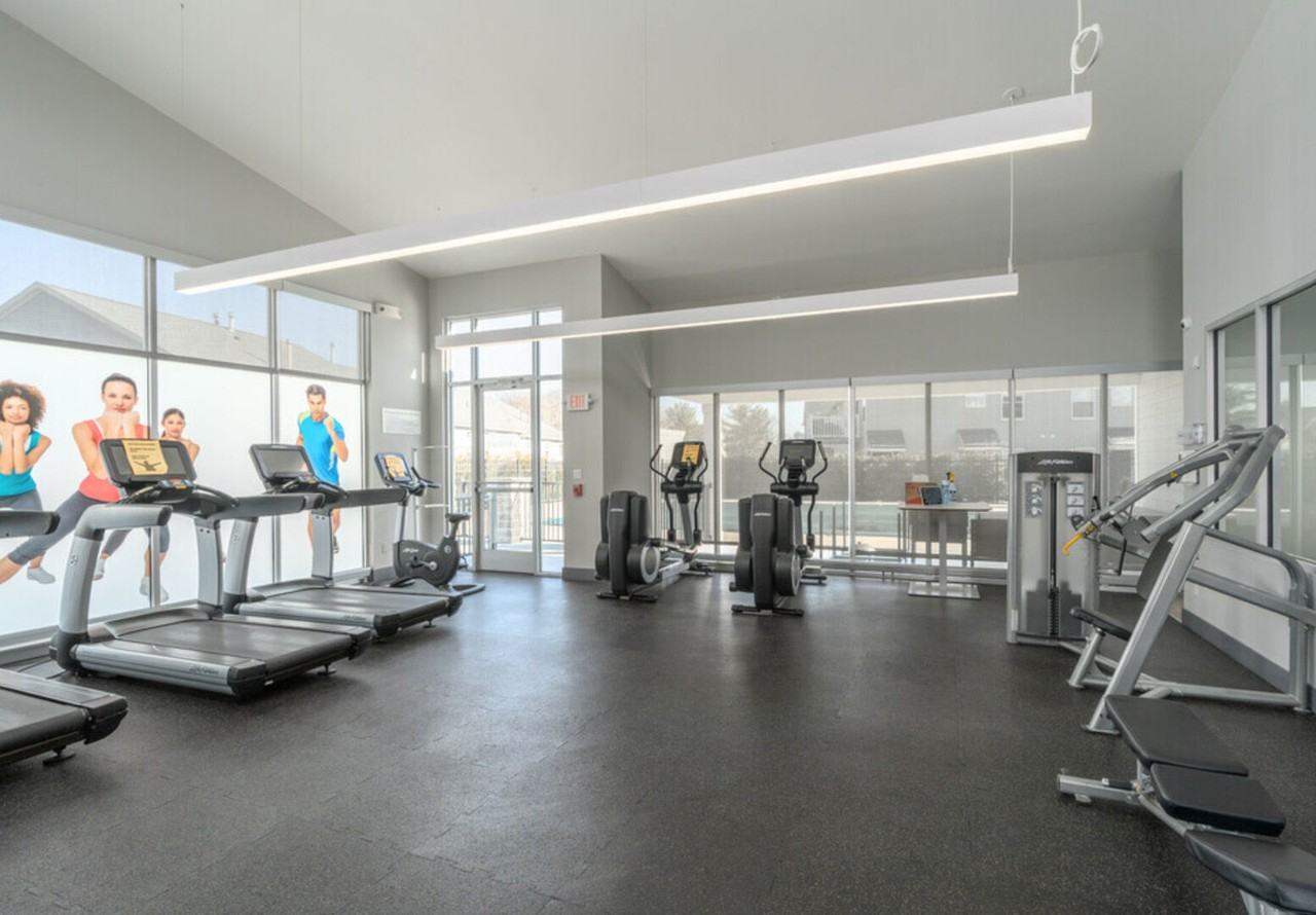 Sophias Place East - Photo 2 of 35