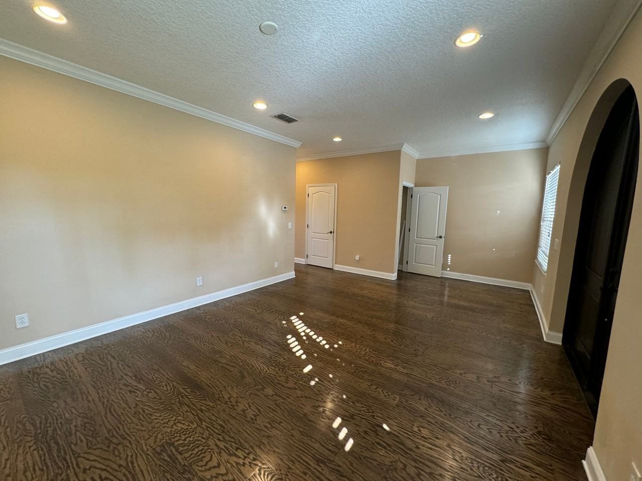 1777 Indiana Ave #B - Photo 6 of 42