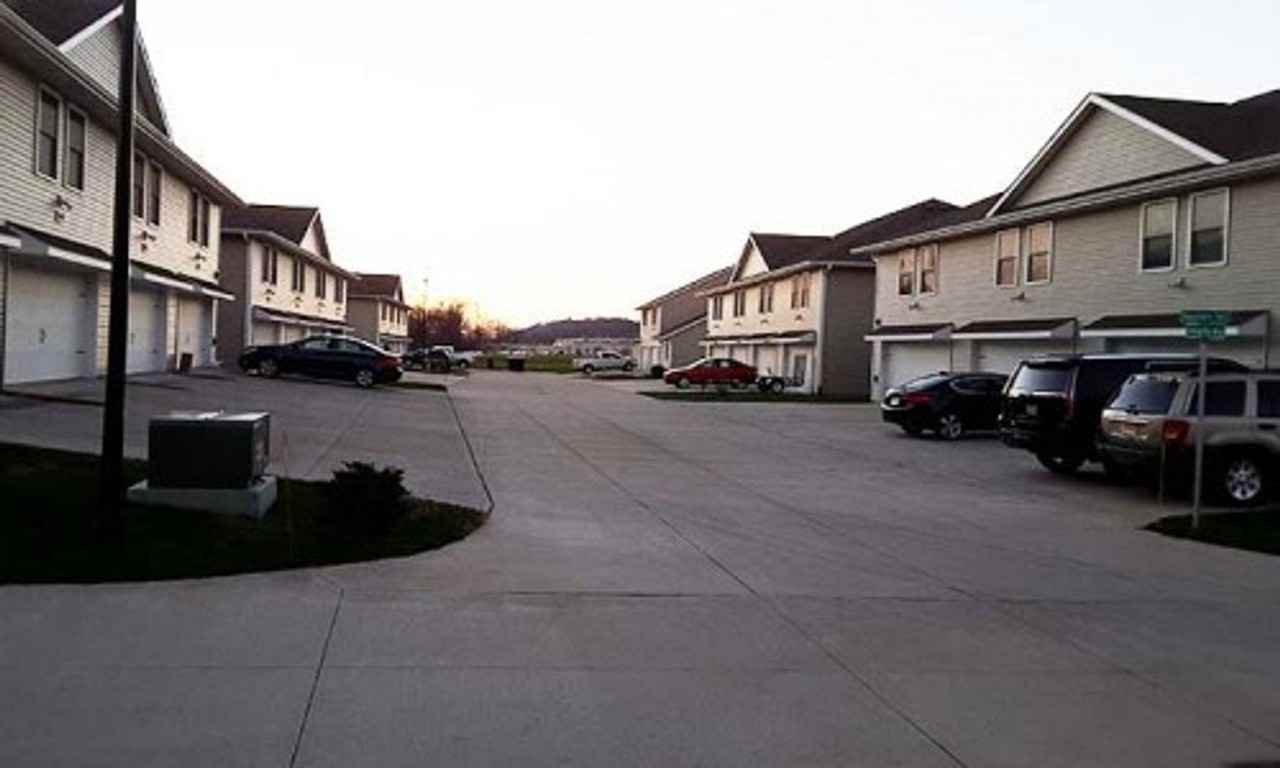 4683 Harmony Ln - Photo 2 of 12