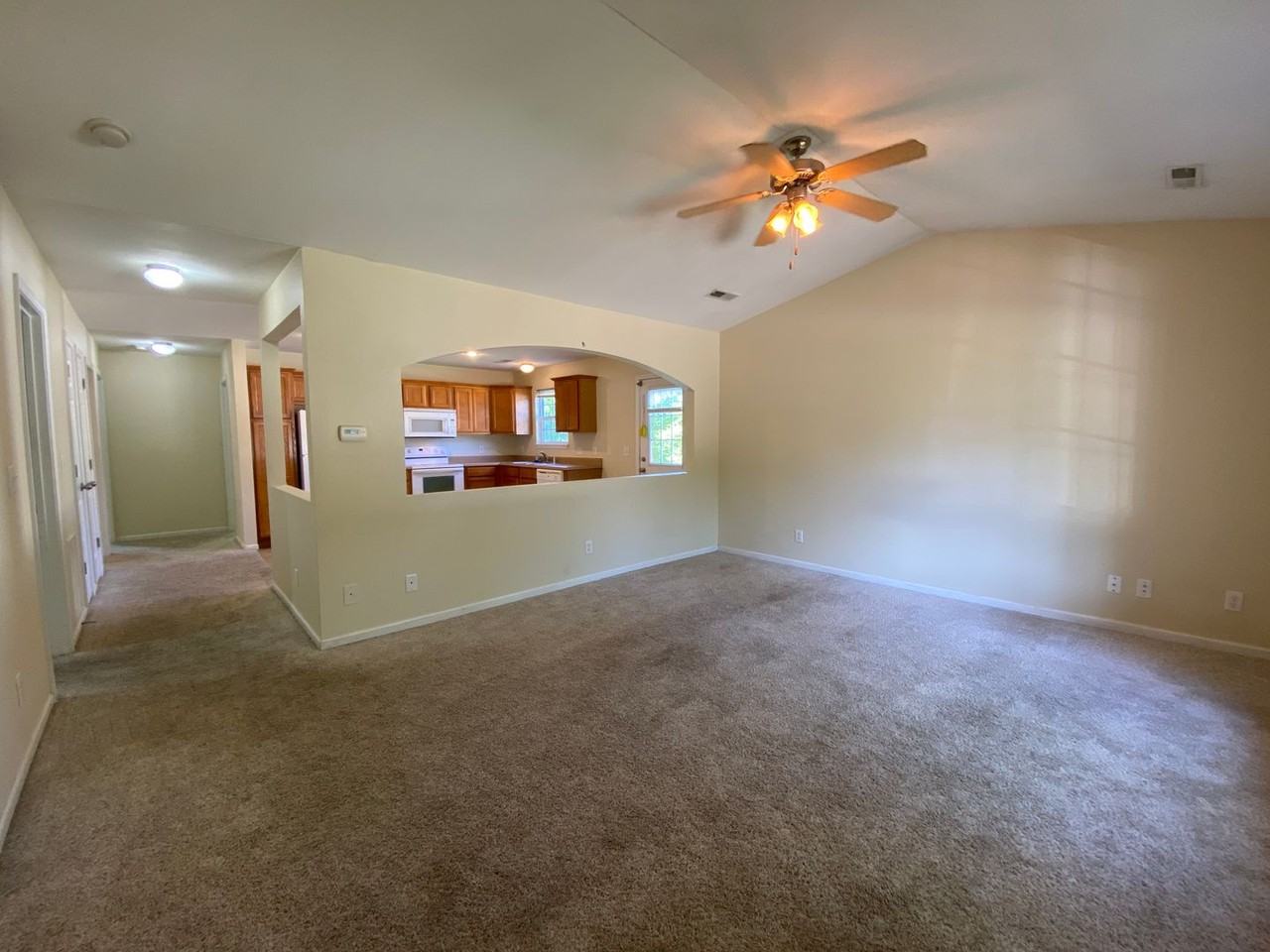 24447B Tupelo Ln - Photo 3 of 18