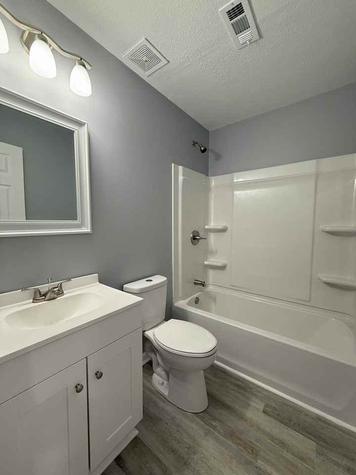 2 Waddell Road - Photo 3 of 10