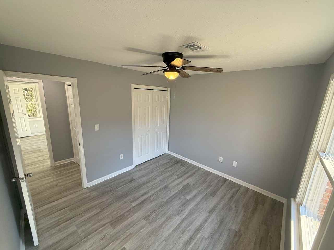 2 Waddell Road - Photo 5 of 10