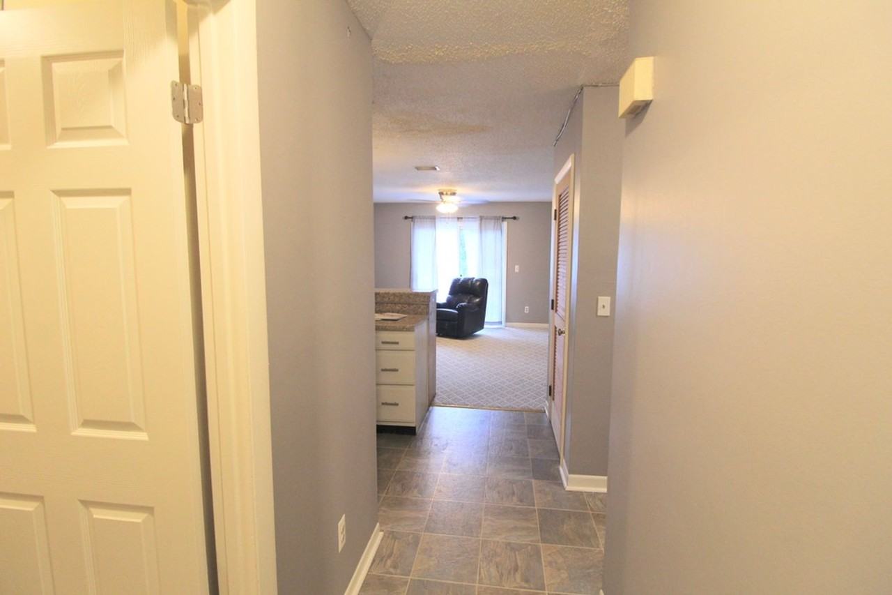 1336 Hunters Road - Photo 2 of 29