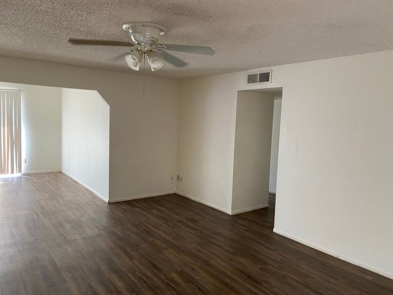 5233 W Altadena Ave - Photo 4 of 10