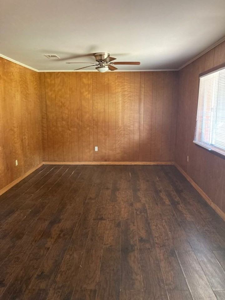 12113 Vada Dr - Photo 2 of 14