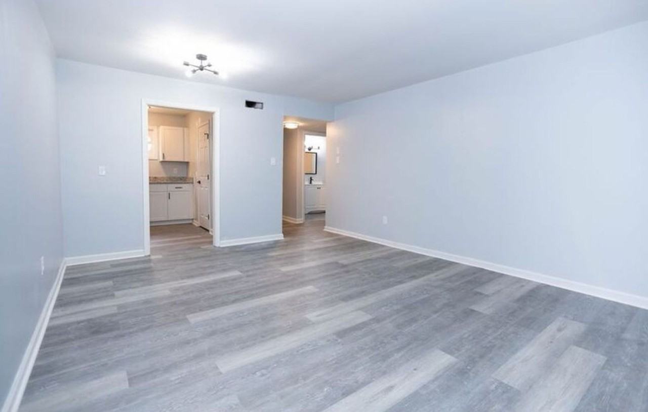 Miller Chateau Apartments - Photo 5 of 7