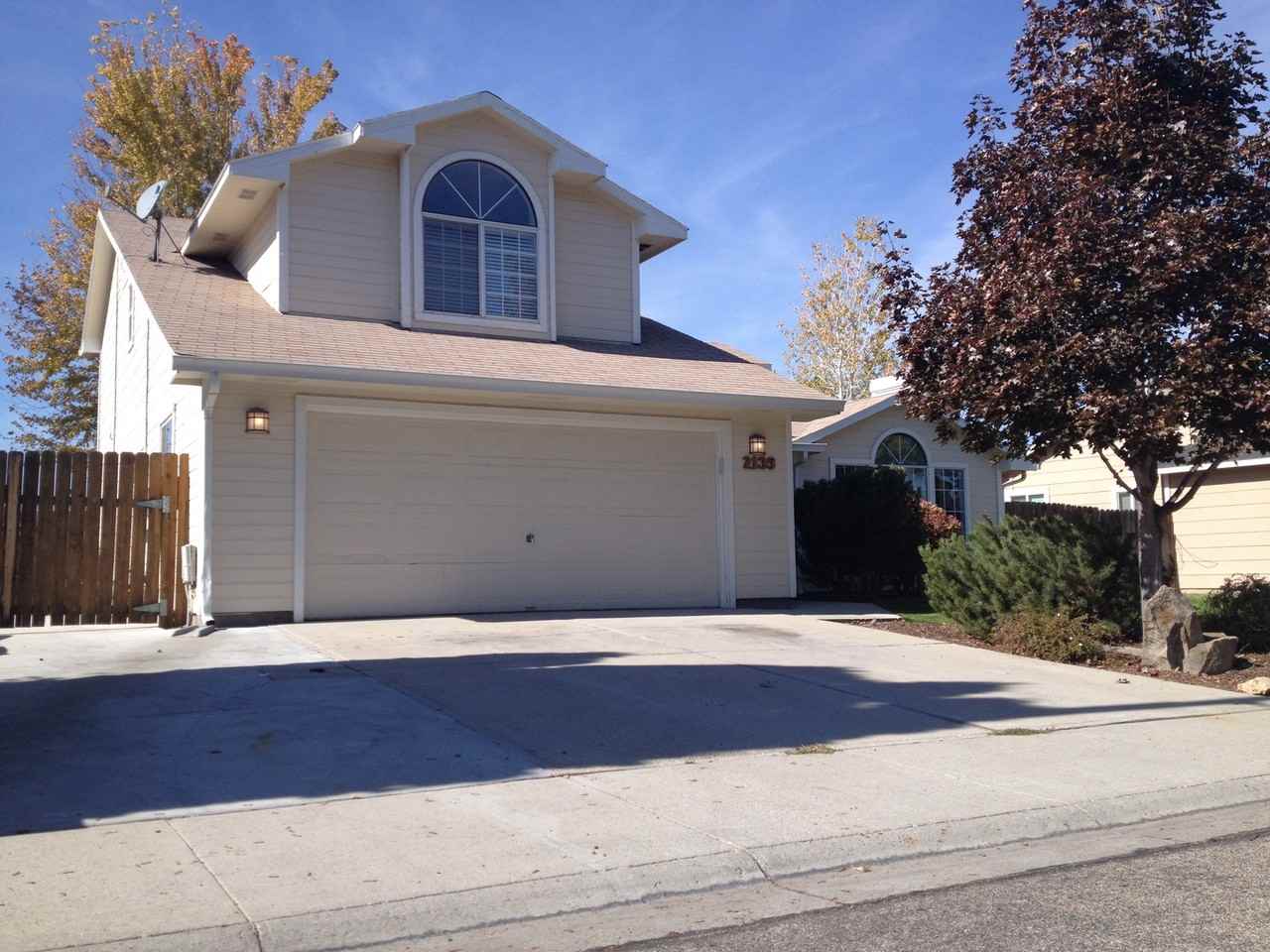 2135 N Monaco Way - Photo 2 of 12