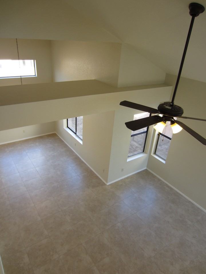 3078 W Autumn Breeze Dr - Photo 5 of 11