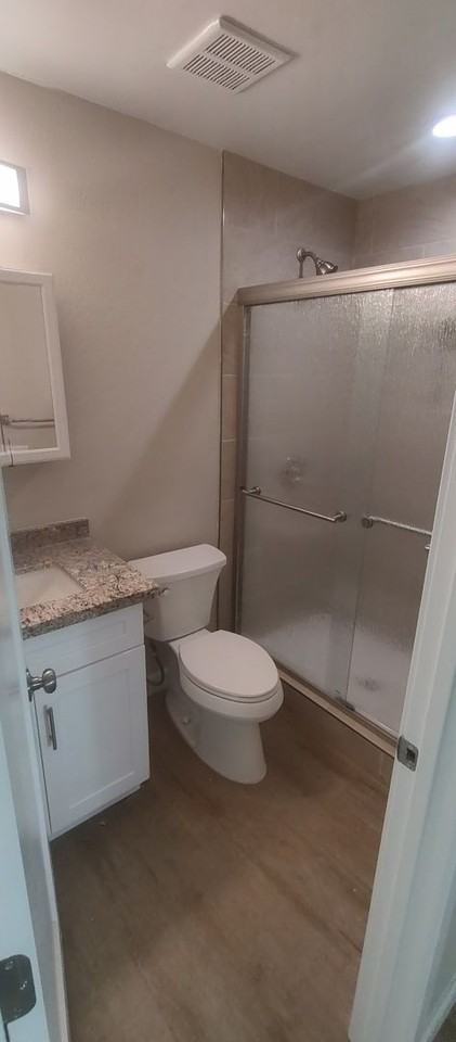 10466 Westchester Ave - Photo 7 of 13