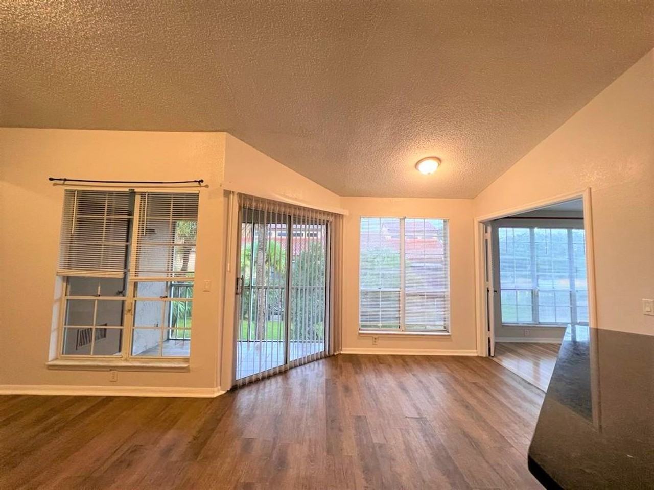 4803 Normandy Pl - Photo 5 of 18