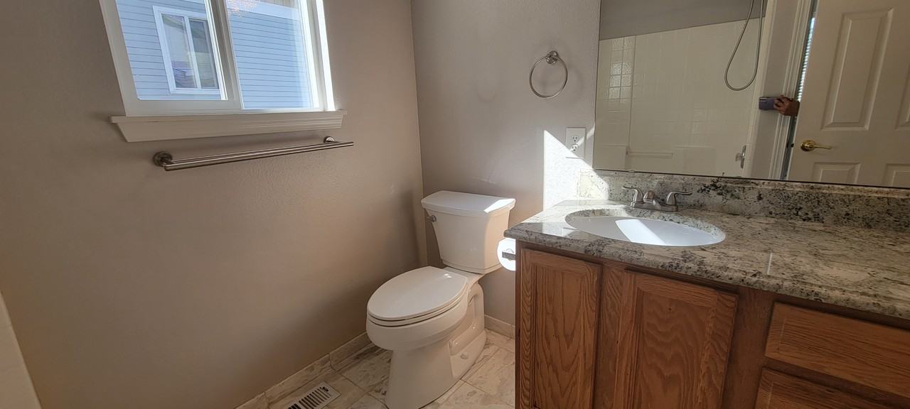 3030 Se 12th St #1076 - Photo 7 of 34