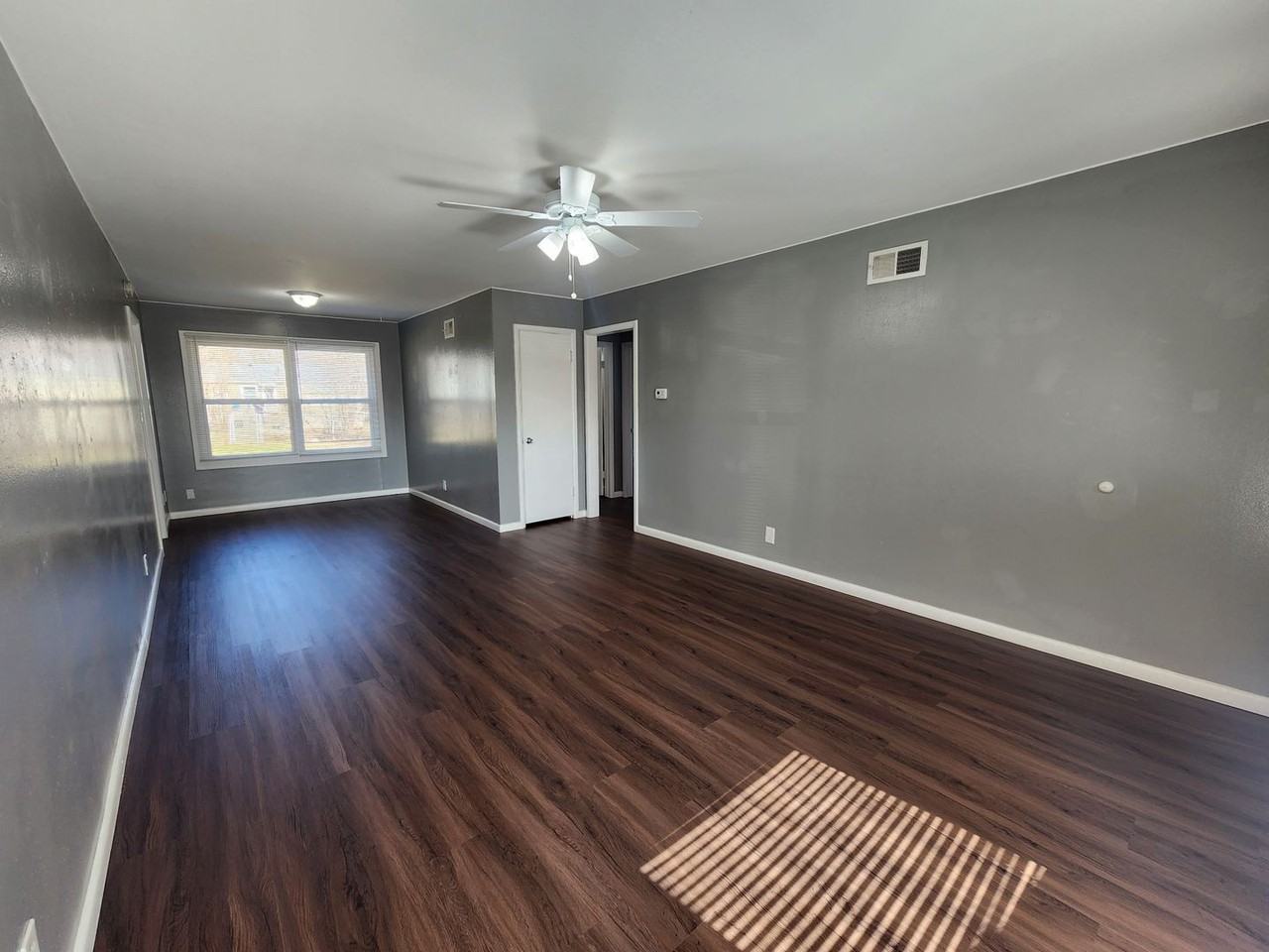 1214 Rose Dr - Photo 2 of 30