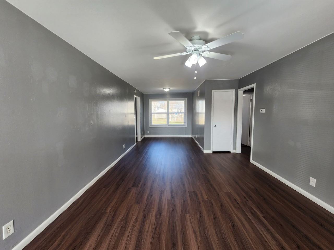 1214 Rose Dr - Photo 3 of 30