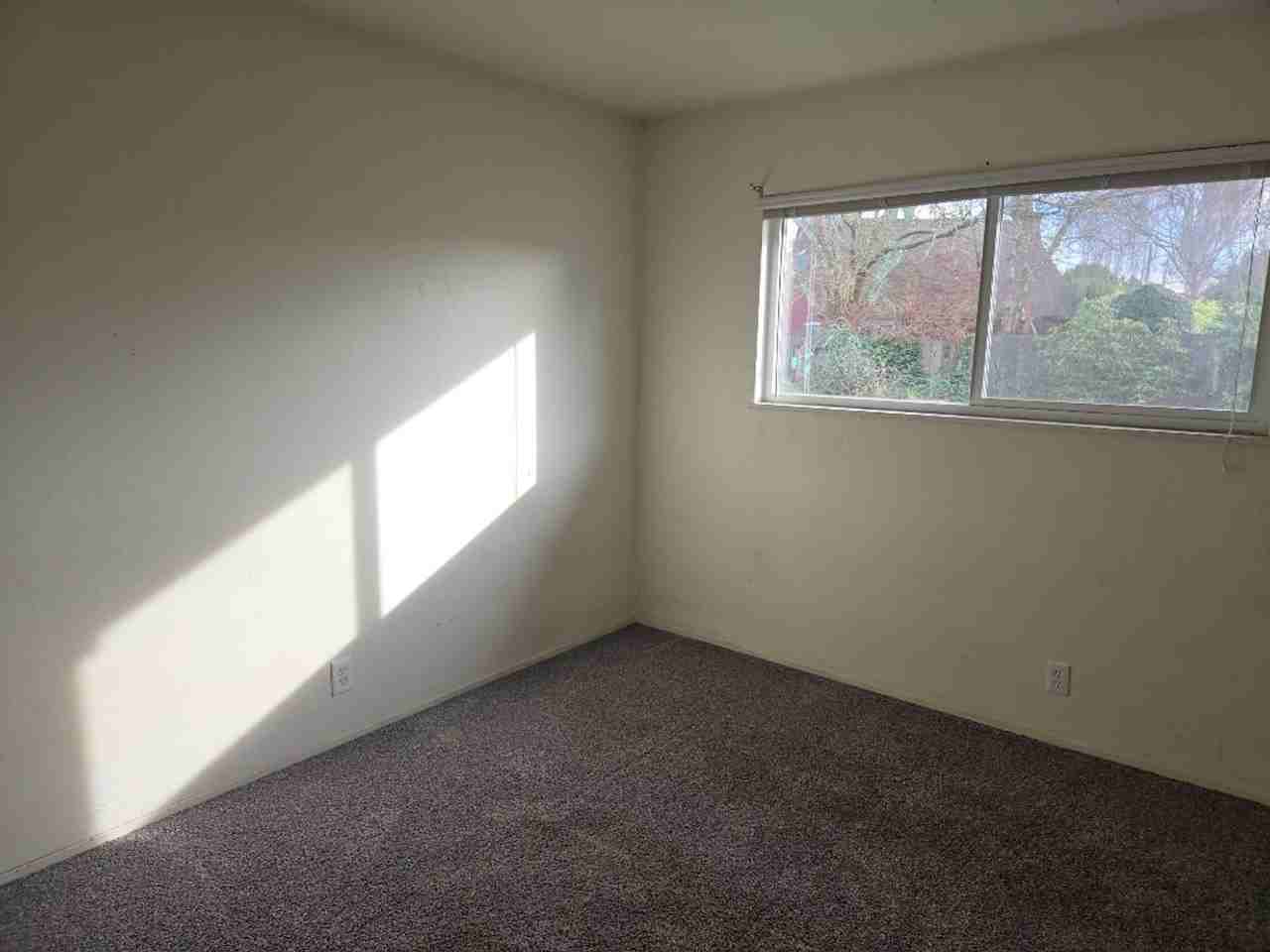 2057 11th [PRM: Andrew] - Photo 5 of 16