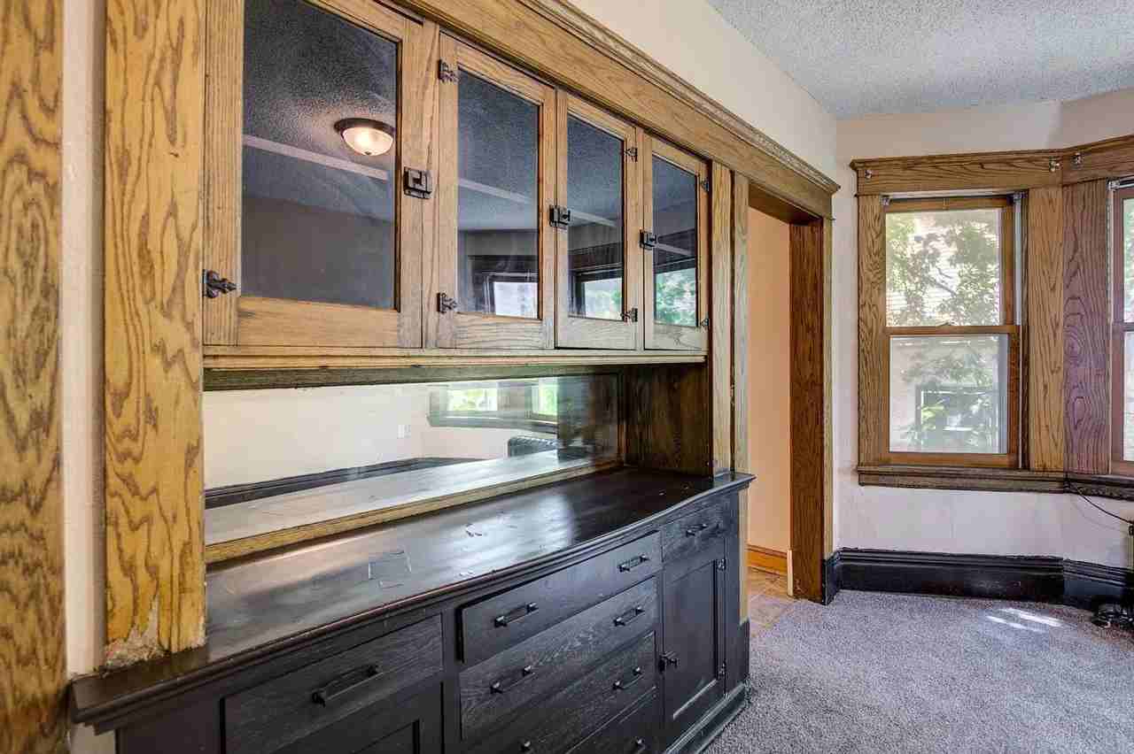 1727 Reaney Ave - Photo 6 of 6