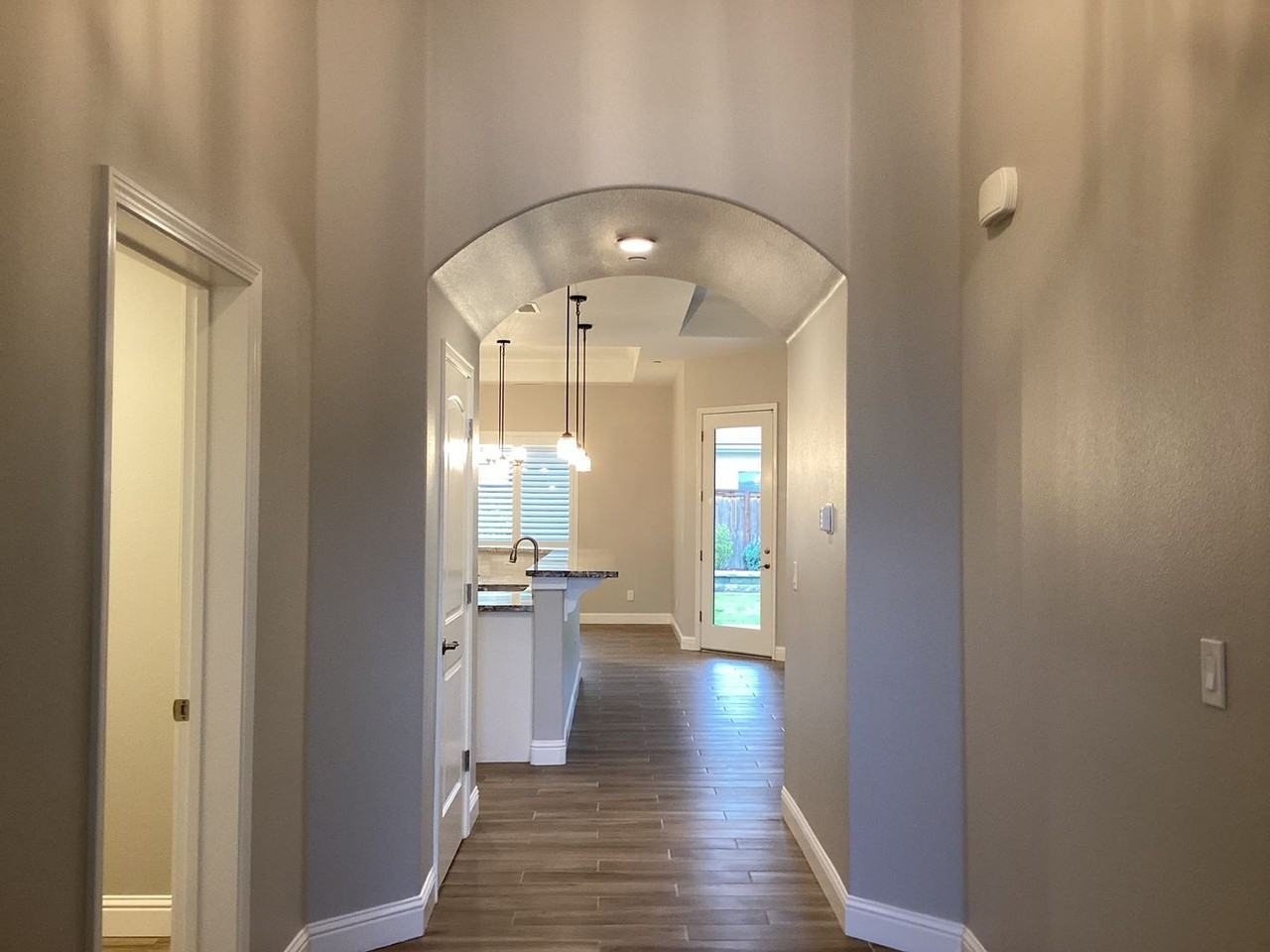 655 Alpine Way S - Photo 5 of 46