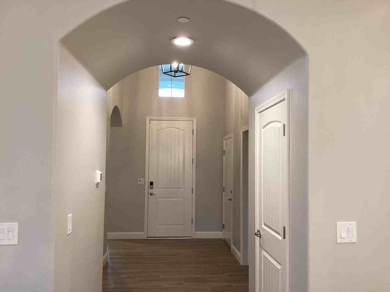 655 Alpine Way S - Photo 4 of 46