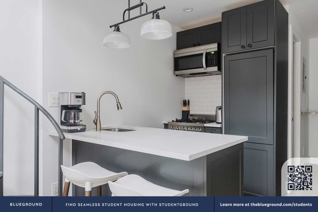 51 Irving Pl #1691 - Photo 6 of 19