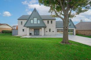 6319 Windmill Cir - Photo 1 of 1
