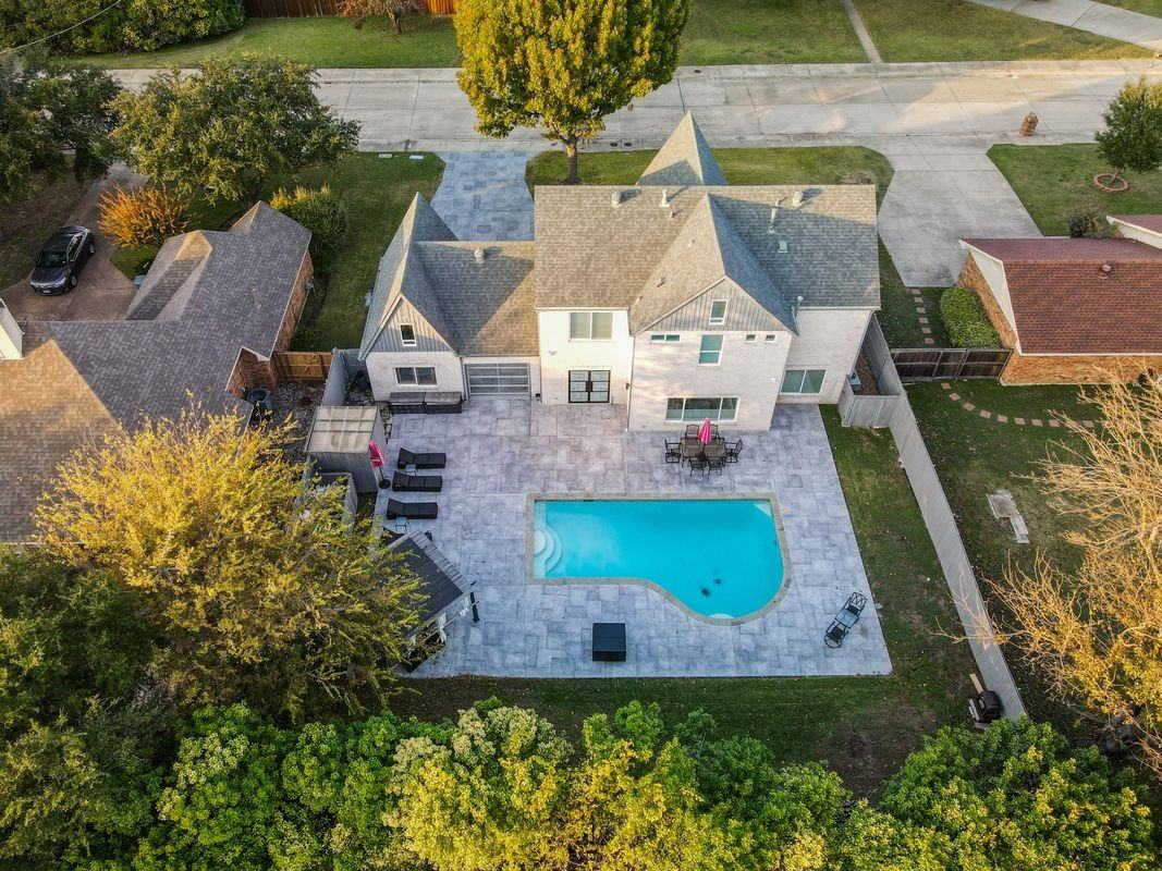 6319 Windmill Cir - Photo 3 of 26