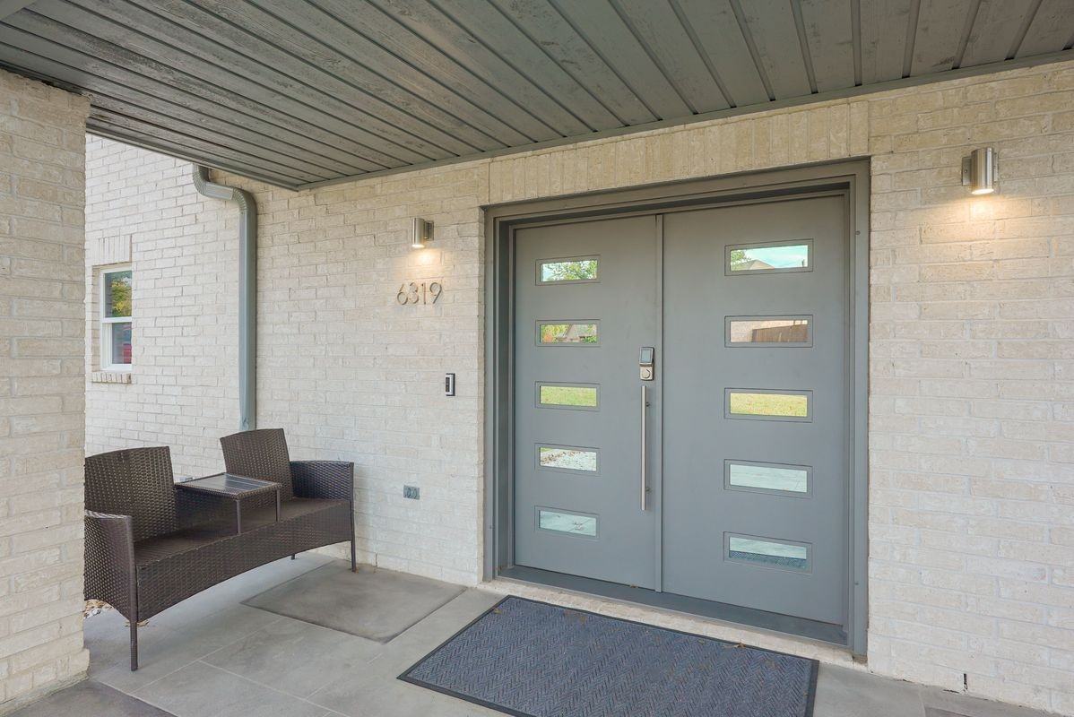 6319 Windmill Cir - Photo 4 of 26