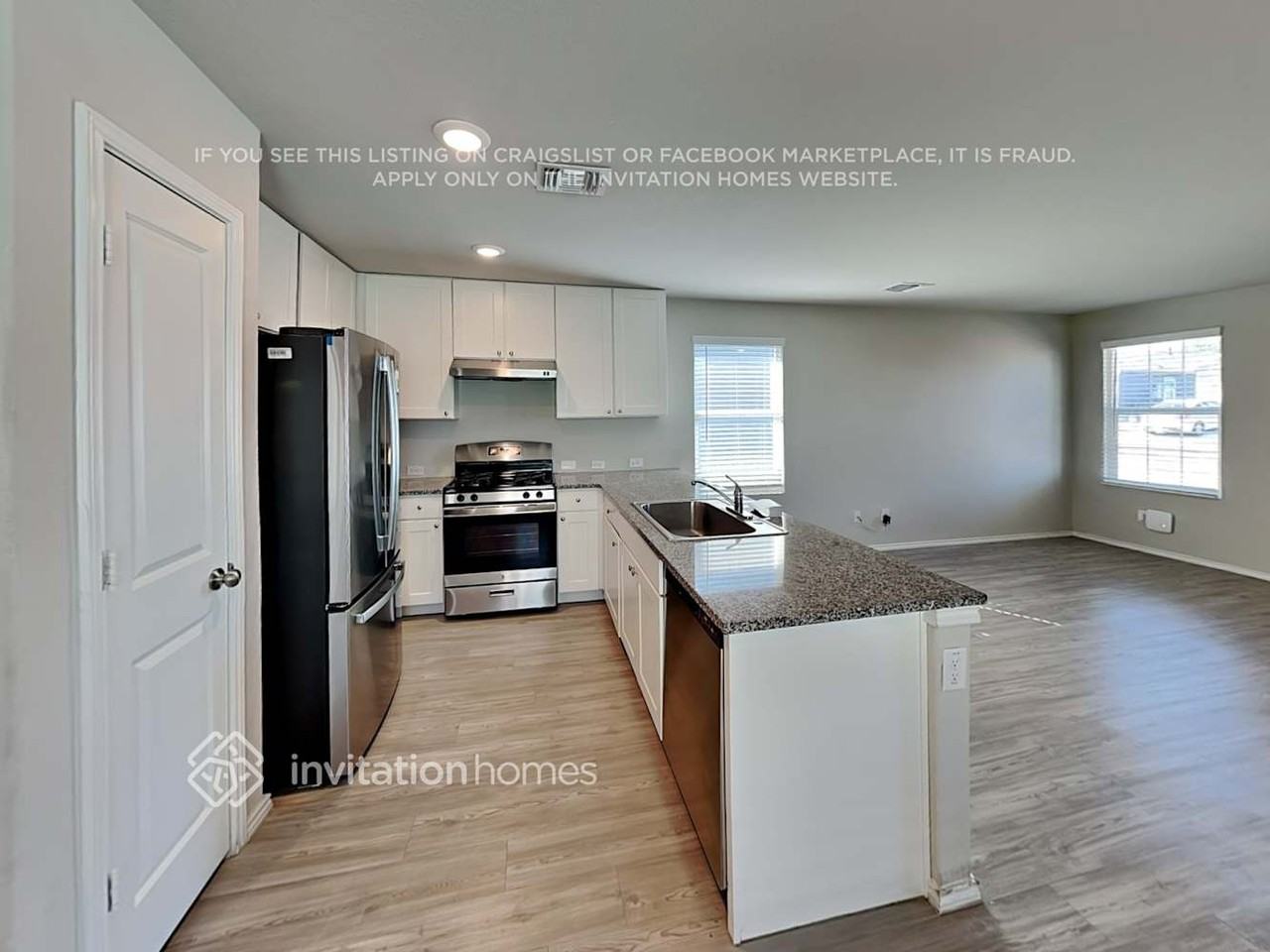 5446 Verdugos Palace - Photo 5 of 18